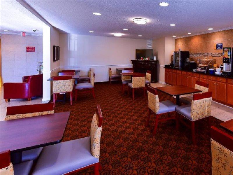 Days Inn By Wyndham Greensboro Nc Екстер'єр фото